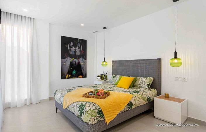 Image No.7-3 Bed Villa for sale