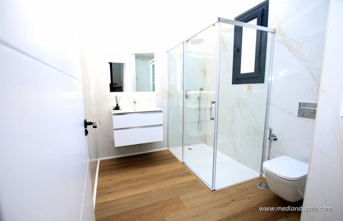 Image No.9-3 Bed Villa for sale