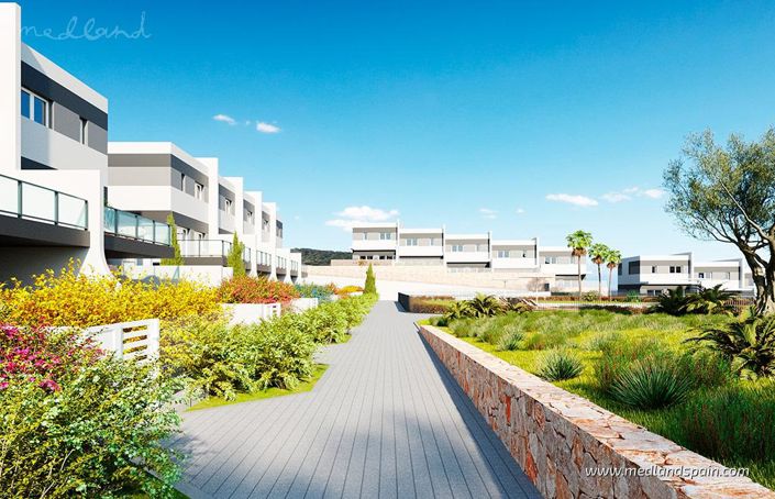 Image No.13-3 Bed Townhouse for sale