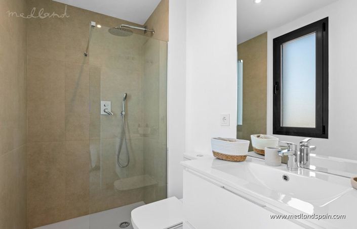 Image No.10-2 Bed Apartment for sale