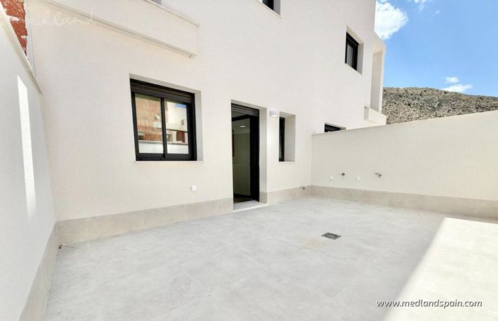 Image No.5-2 Bed Townhouse for sale