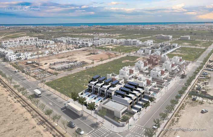 Image No.13-3 Bed Townhouse for sale