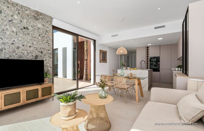 Image No.6-3 Bed Villa for sale