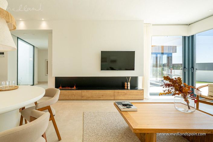 Image No.6-3 Bed Villa for sale