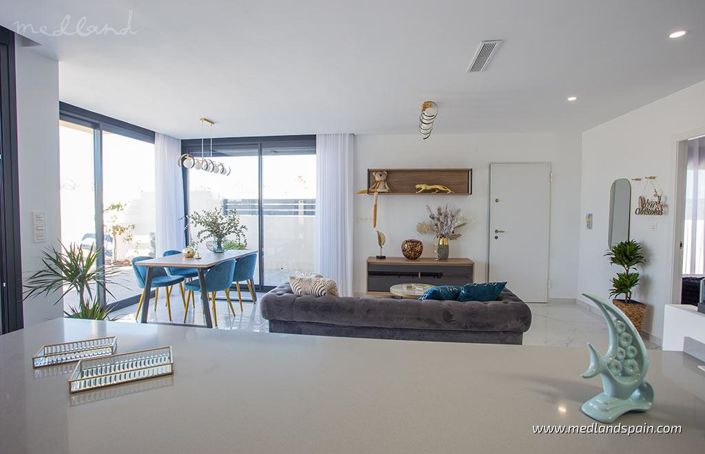 Image No.5-3 Bed Villa for sale