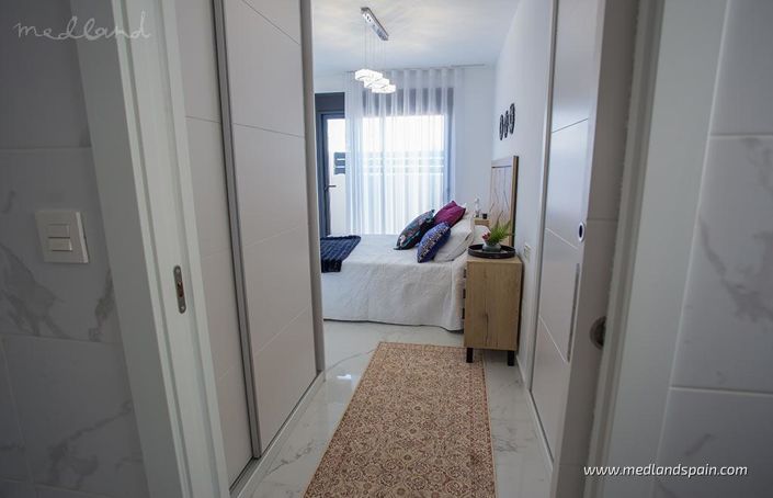 Image No.11-3 Bed Villa for sale