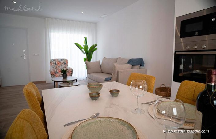 Image No.4-2 Bed Townhouse for sale