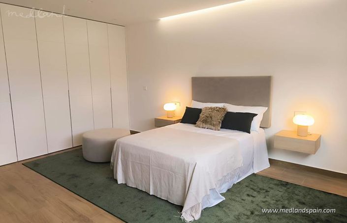 Image No.12-Villa de 6 chambres à vendre à La Finca