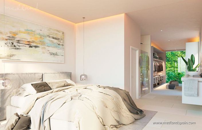 Image No.8-5 Bed Villa for sale