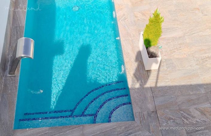 Image No.9-3 Bed Townhouse for sale