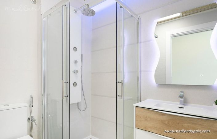 Image No.11-3 Bed Apartment for sale