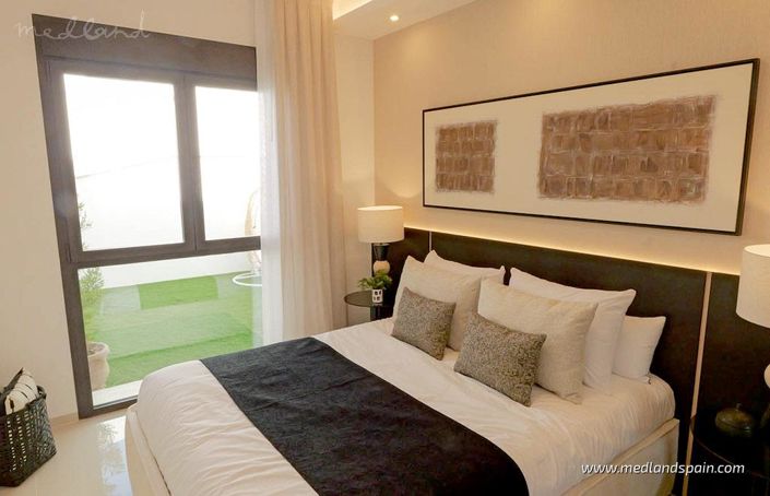 Image No.10-3 Bed Villa for sale