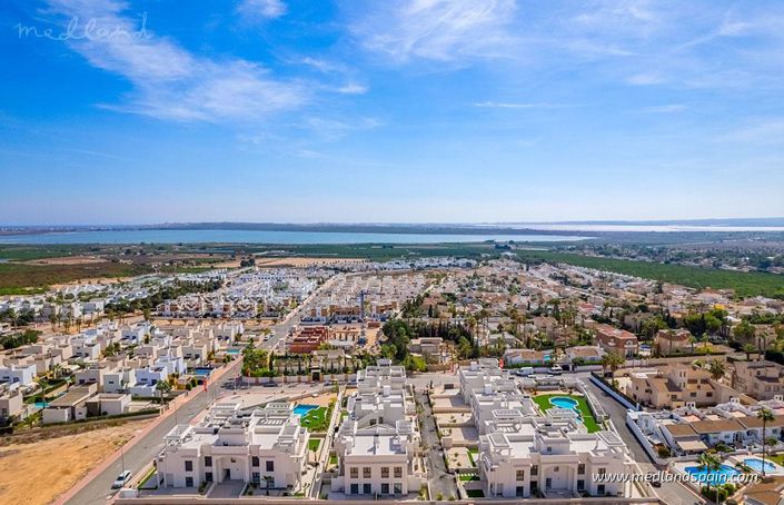 Image No.15-3 Bed Apartment for sale