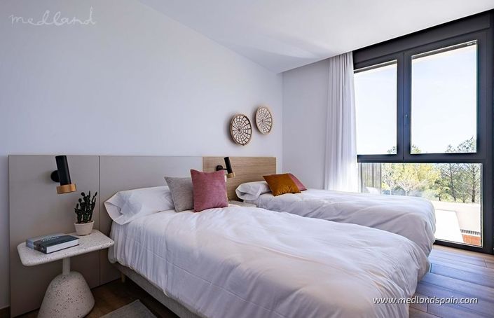 Image No.9-3 Bed Villa for sale