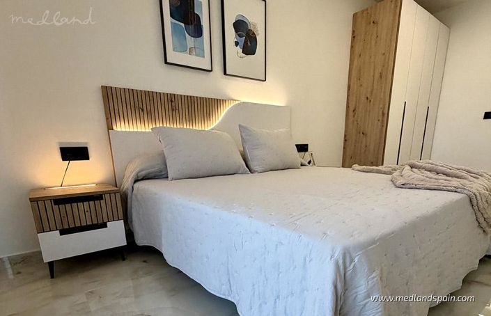 Image No.9-2 Bed Apartment for sale