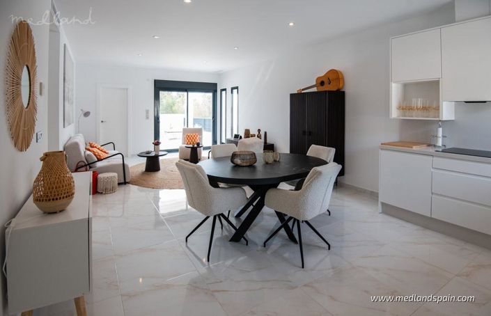 Image No.4-3 Bed Villa for sale