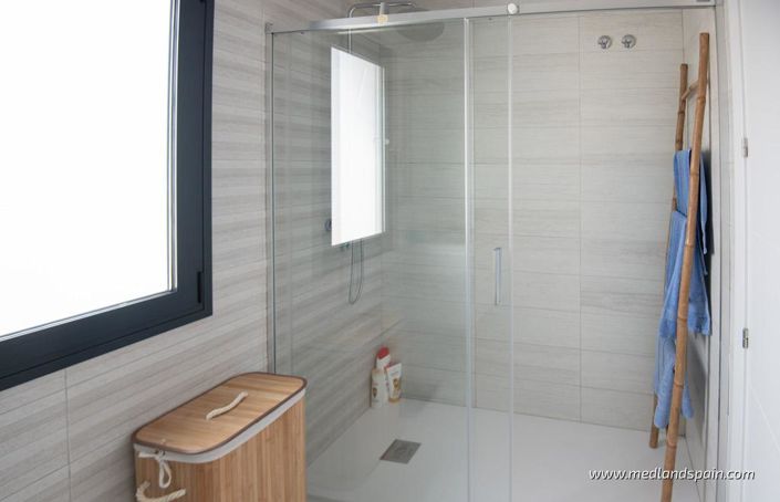 Image No.7-3 Bed Villa for sale