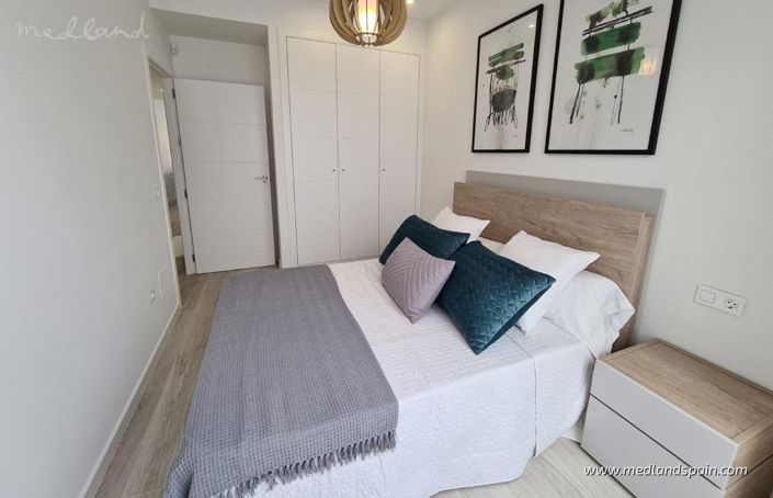 Image No.4-3 Bed Townhouse for sale