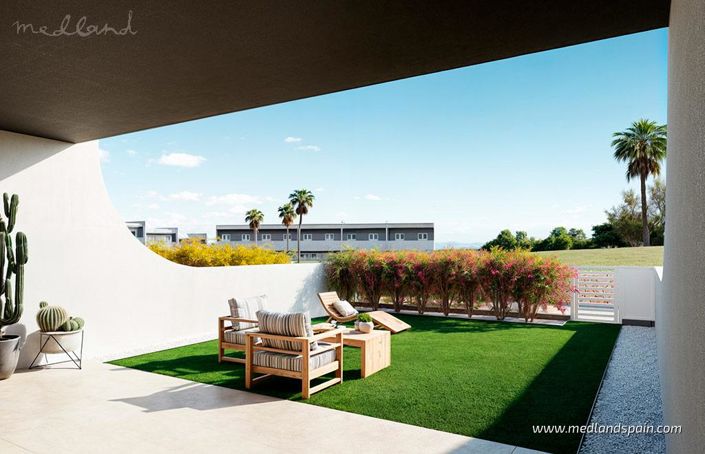 Image No.12-3 Bed Townhouse for sale