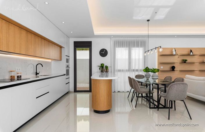 Image No.6-3 Bed Villa for sale