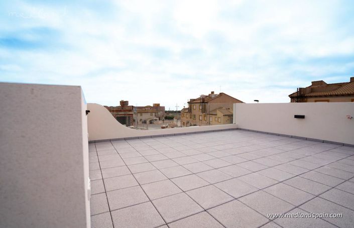 Image No.13-3 Bed Townhouse for sale