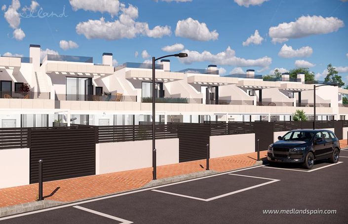 Image No.13-3 Bed Townhouse for sale