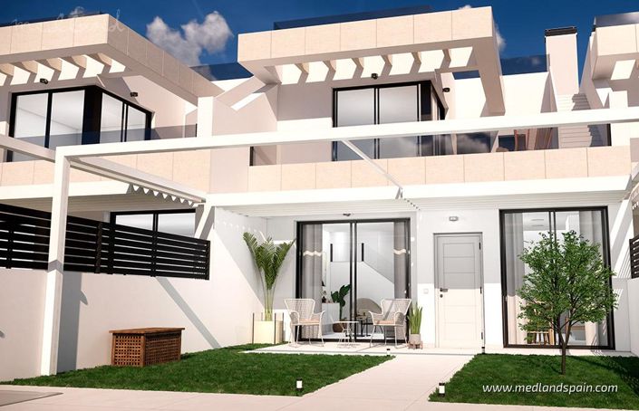 Image No.8-3 Bed Townhouse for sale