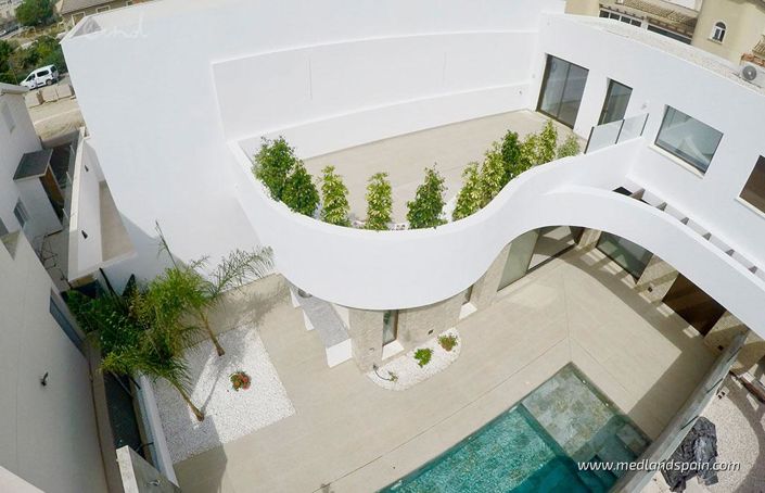 Image No.3-3 Bed Townhouse for sale