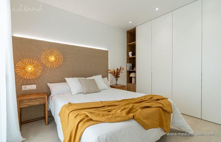 Image No.12-3 Bed Villa for sale