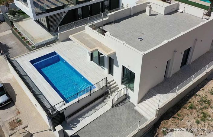 Image No.11-3 Bed Villa for sale