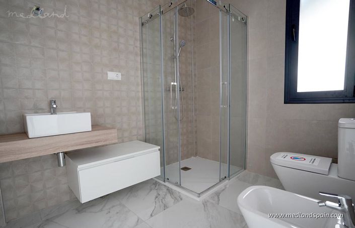 Image No.8-3 Bed Villa for sale