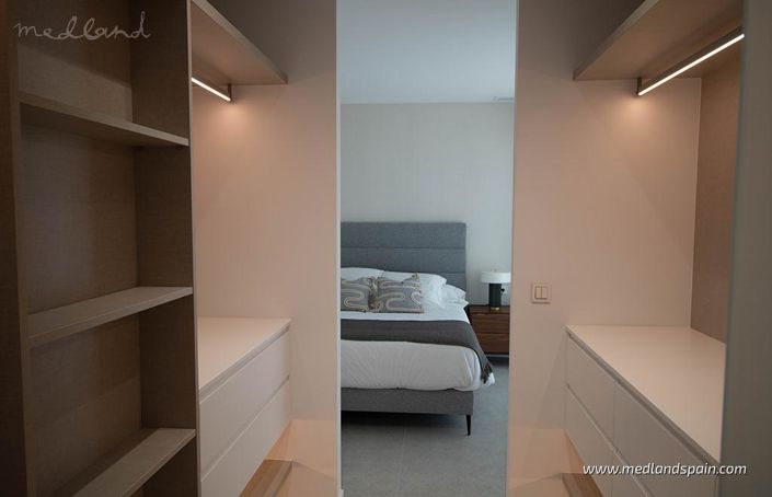 Image No.9-3 Bed Villa for sale