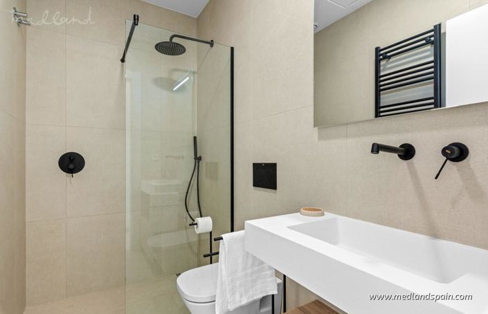 Image No.12-3 Bed Villa for sale