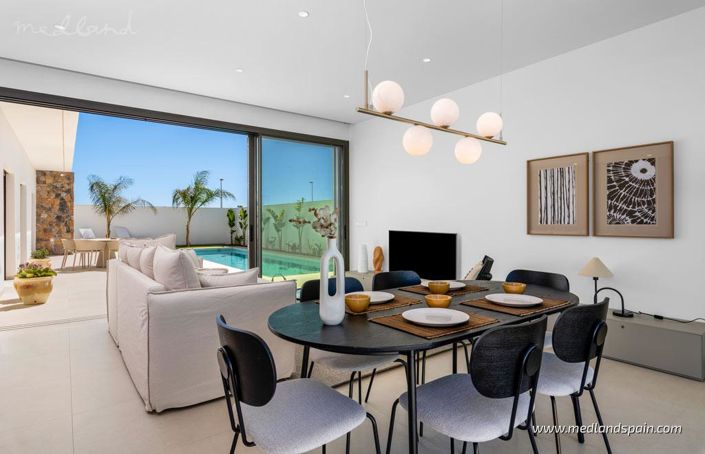 Image No.6-3 Bed Villa for sale