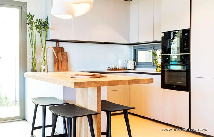 Image No.9-3 Bed Apartment for sale