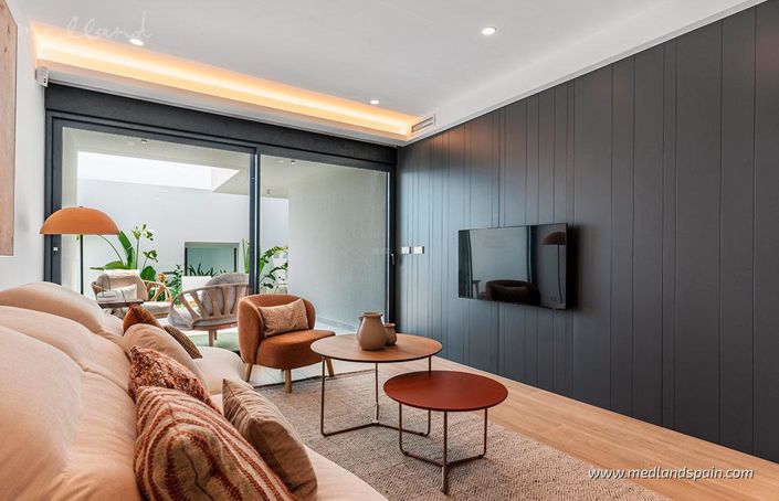 Image No.11-2 Bed Apartment for sale