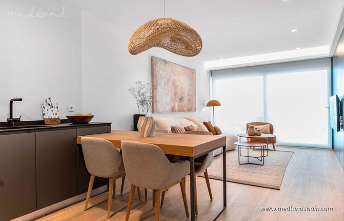 Image No.4-2 Bed Apartment for sale