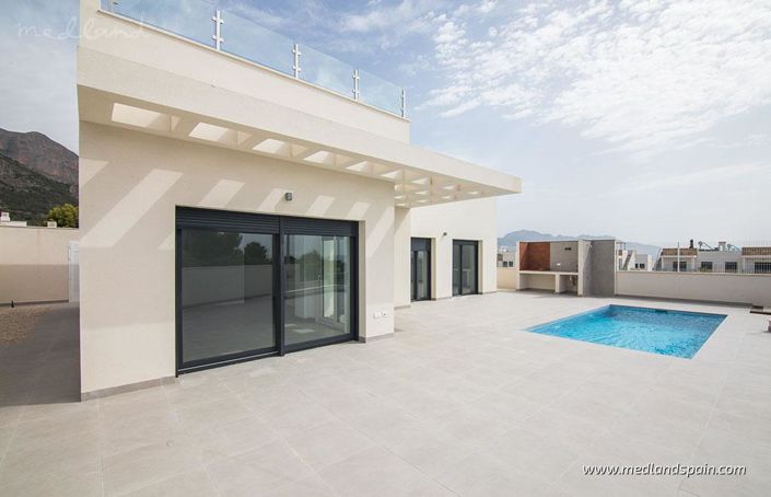 Image No.3-3 Bed Villa for sale