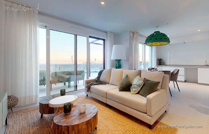 Image No.3-3 Bed Villa for sale