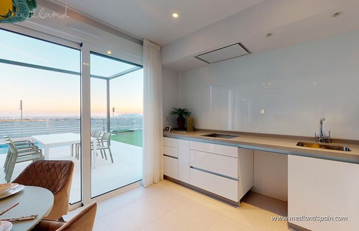 Image No.5-3 Bed Villa for sale