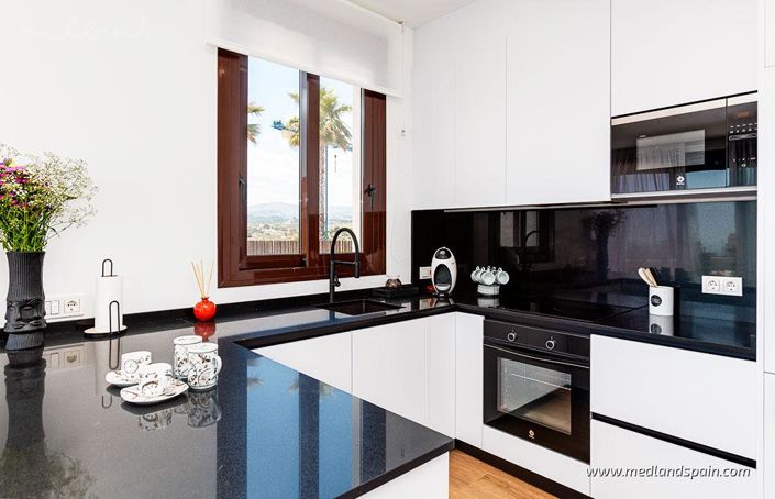 Image No.5-3 Bed Villa for sale