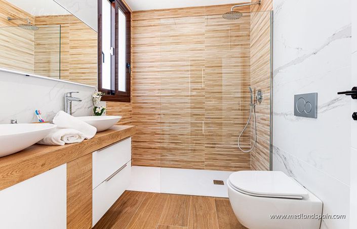 Image No.9-3 Bed Villa for sale