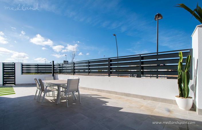 Image No.4-2 Bed Villa for sale