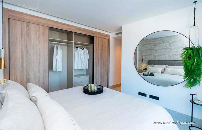 Image No.15-3 Bed Apartment for sale