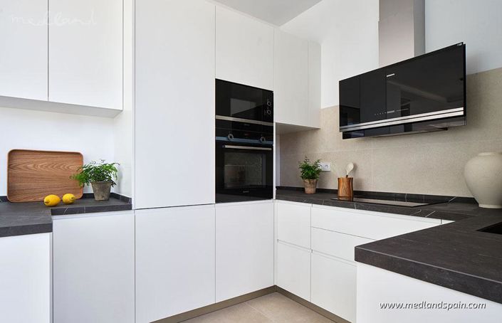 Image No.8-3 Bed Villa for sale