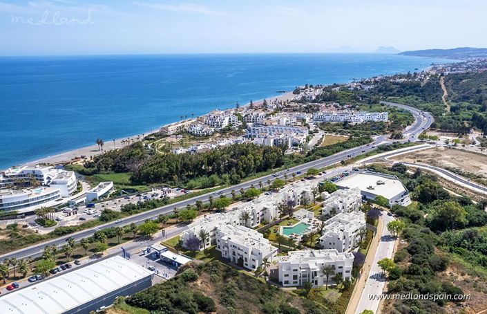 Image No.3-Appartement de 3 chambres à vendre à Estepona