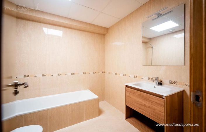 Image No.13-2 Bed Apartment for sale