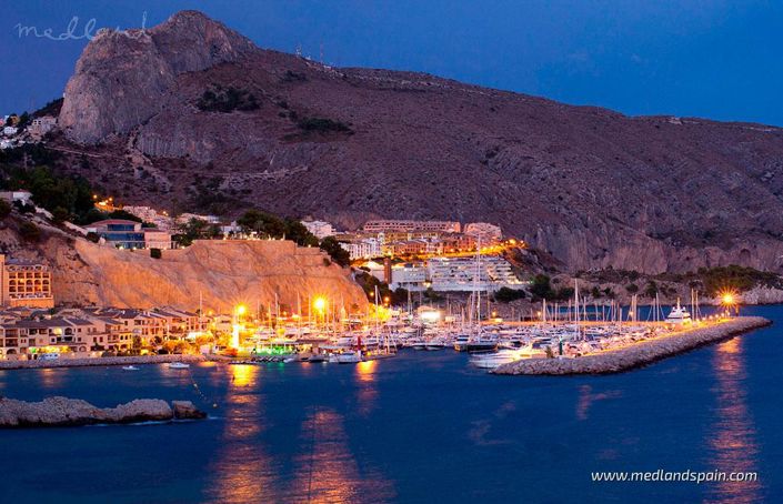 Image No.12-4 Bed Villa for sale