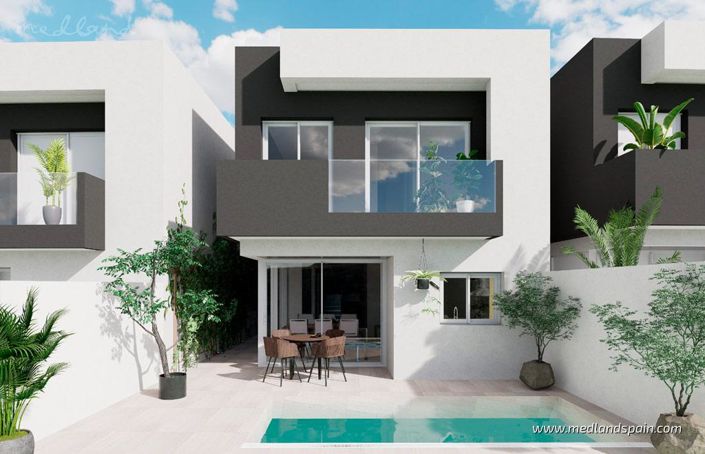 Image No.3-4 Bed Villa for sale