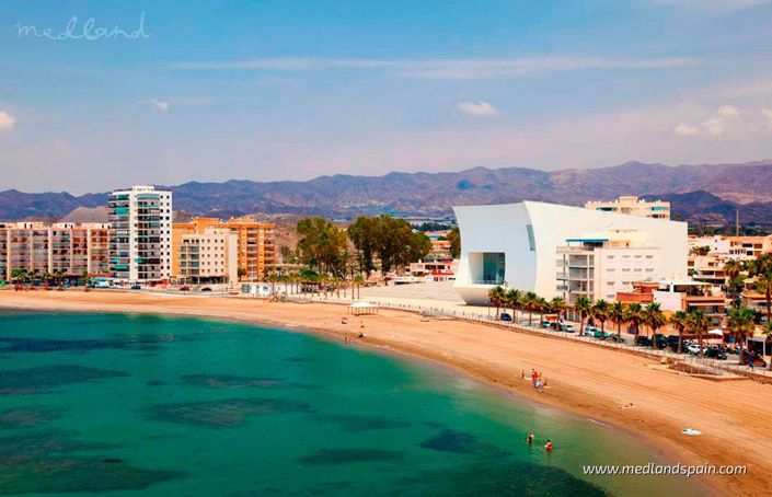 Image No.8-4 Bed Villa for sale